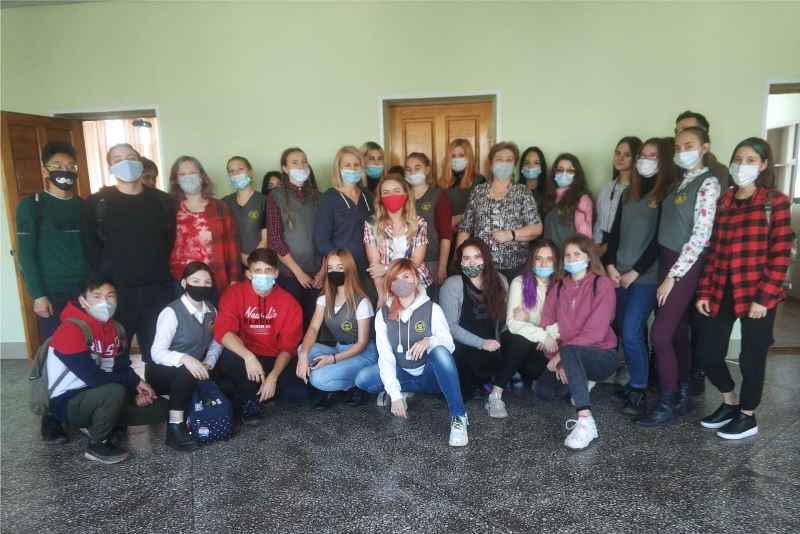 14 октября в Алтайской Академии гостеприимства состоялся семинар-тренинг по вопросам профилактики ВИЧ-инфекции для волонтеров