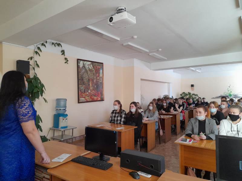 В учебных заведениях г. Бийска прошли информационно-просветительские мероприятия по профилактике ВИЧ-инфекции