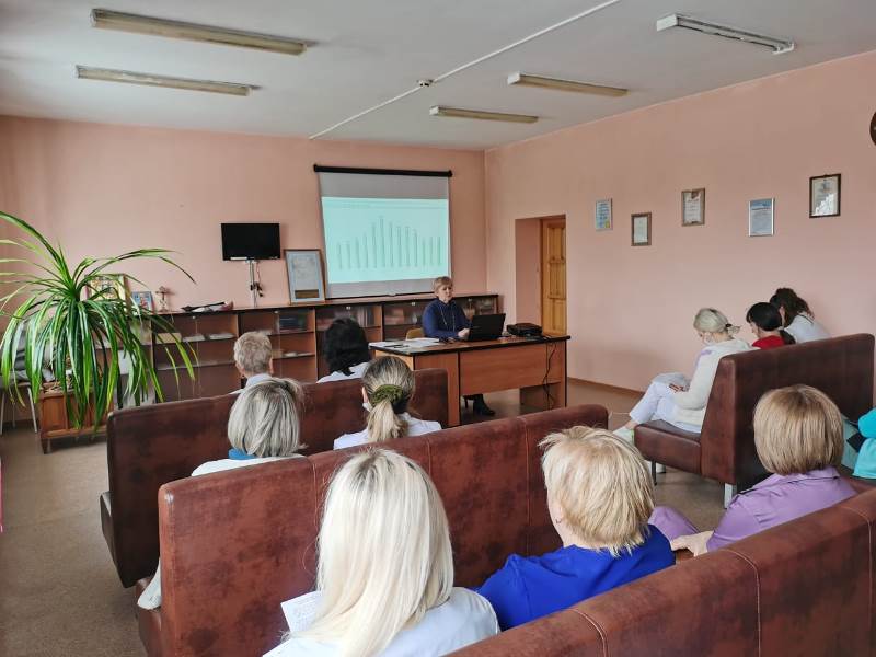 Доктор должен знать: для работников Центральной городской больницы г. Бийска прошел семинар на тему «ВИЧ-инфекция в Алтайском крае» 