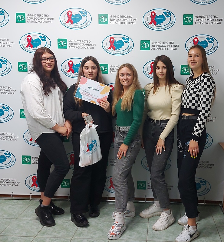 Студенты Барнаульского кооперативного техникума приняли участие  в викторине «КВИЗВИЧ»